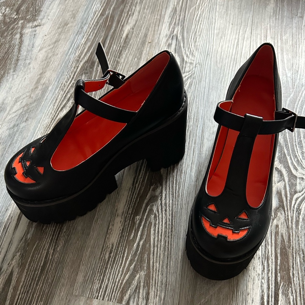 Hot Topic Halloween Pumpkin Platform Mary Janes - Picture 2 of 6